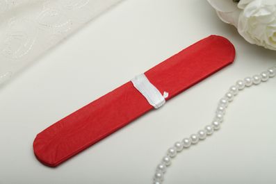 Помпони з паперу тишею весільні 10 см червоні