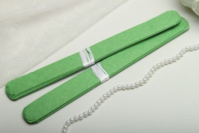 Помпони з паперу тишею весільні 25 см світло-зелені